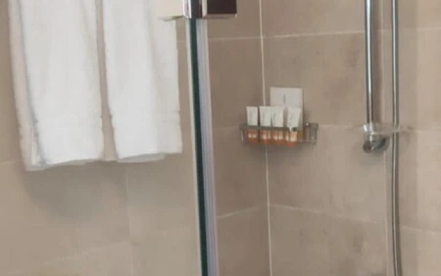 Vesta - Luxury APT - 1BR - Soma Breeze II