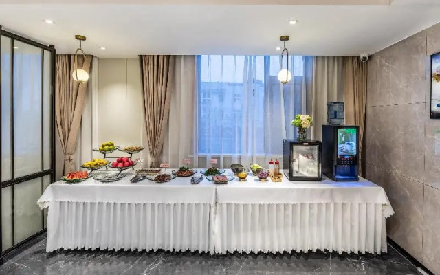 Madison Hotel Pingdingshan Government