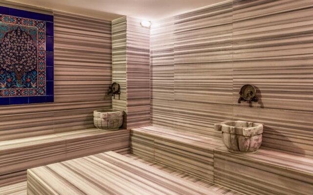Point Hotel Baku