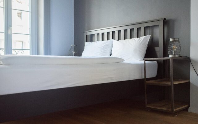 bed & bar No.8 Hostel Adults Only