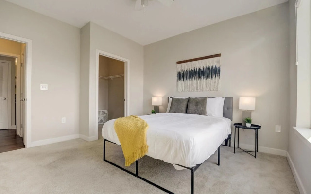 FRONTDESK 531 Virginia Ave Apts Downtown Indianapolis