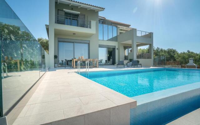 Akemi Luxury Villa