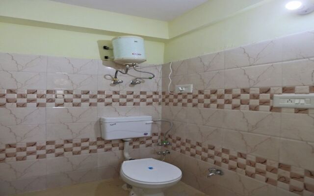 SPOT ON 48911 Sukhrali Residency