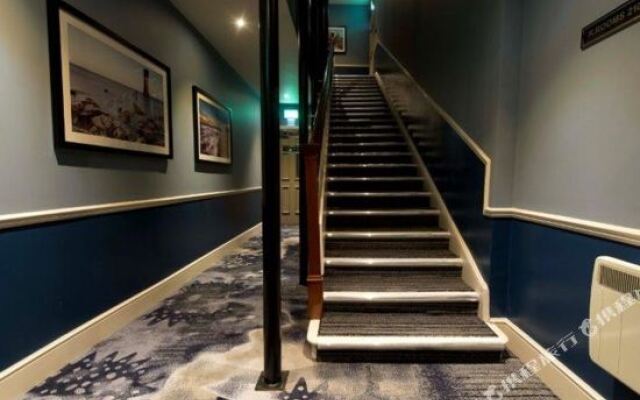 The Yarborough Hotel Wetherspoon