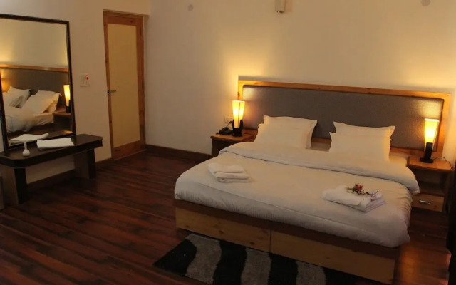 Hotel Leh Residency