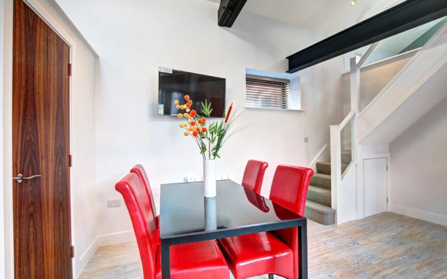 Piccadilly Suites