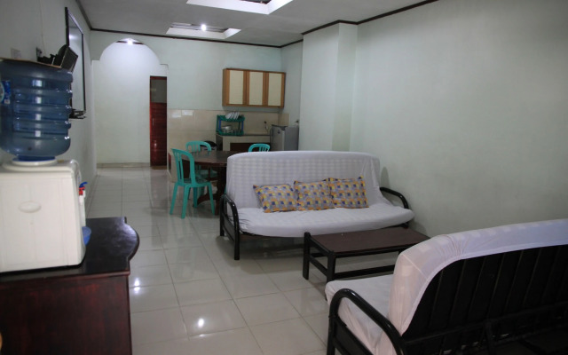 Pandu Lakeside Hotel Parapat - Toba Lake