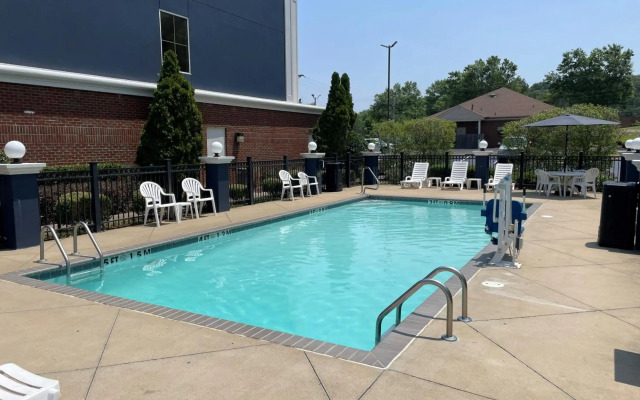 Comfort Suites Olive Branch - Memphis South