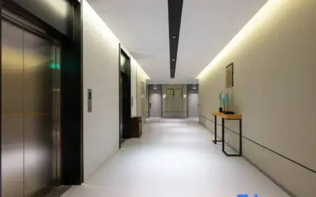 Homeinn Selected Hotel (Baoji Administrative Avenue Zhong Hospital East Area)