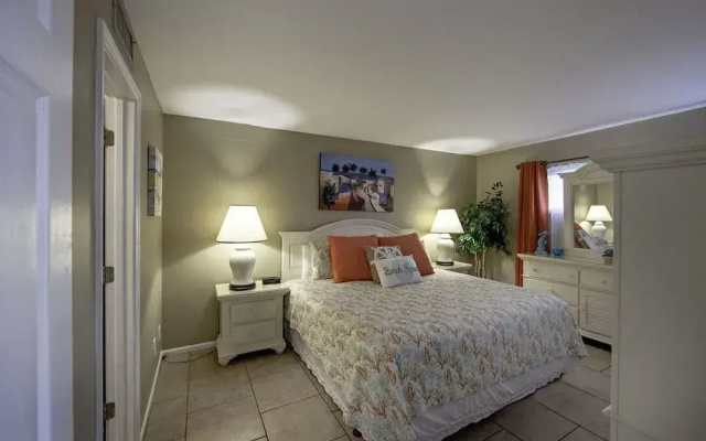 Gulf Shore Condo #619