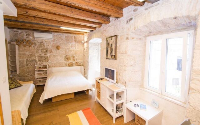 Apartments Stelina