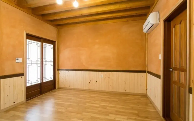Gyeongju Hanok Kkotjam Pension