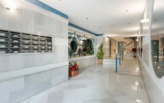 Pleasant Apartment in Marbella With Swimming Pool