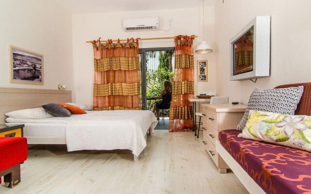 Kibbutz Ashdot Yaacov Ichud Country Lodging
