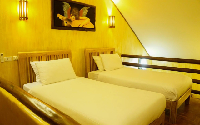 Baanpong Lodge