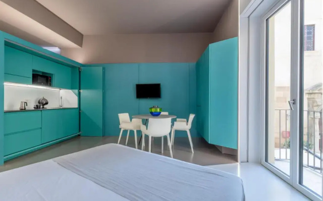 Fiveplace Design Suites Apartments