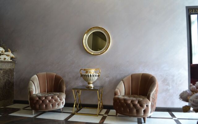 V hotel & tours