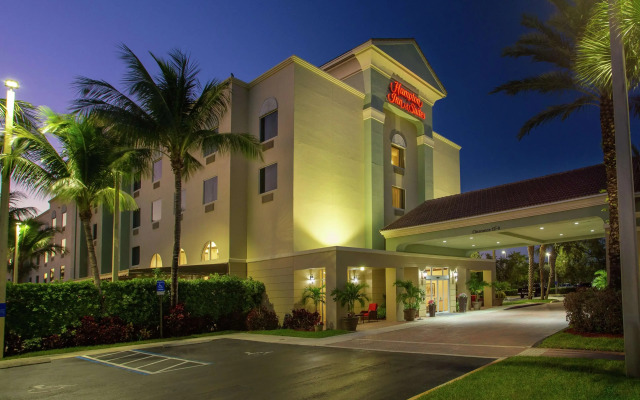 Hampton Inn & Suites Wellington