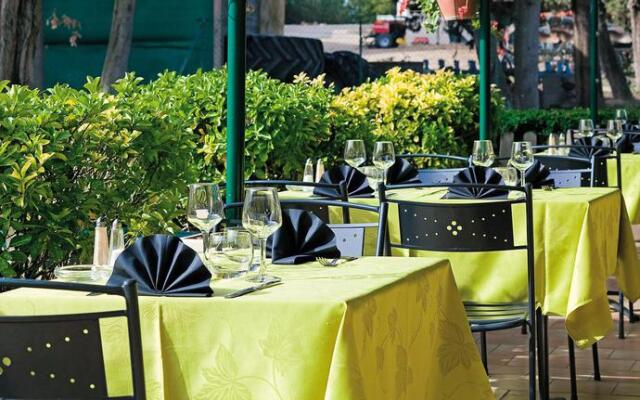 Hotel Le Flamant Rose Logis - Camargue