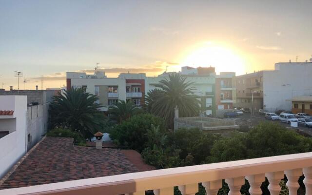 San Isidro. 2 rooms. Quiet terrace