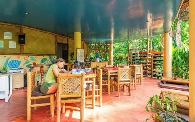 Water To Forest Ecolodge