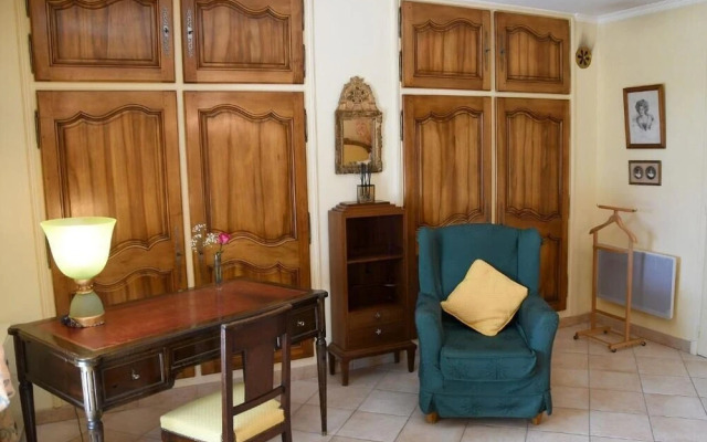 Les Chambres d'Adeline B&B