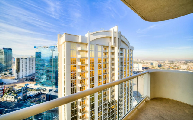 Jet Luxury Resorts @ The Signature Condo Hotel