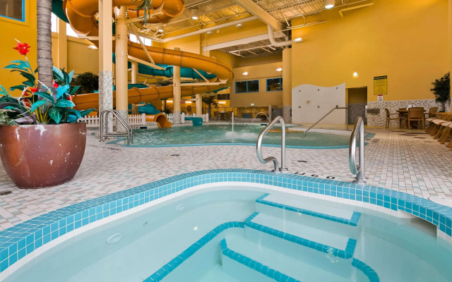 Best Western Plus Port O'Call Hotel
