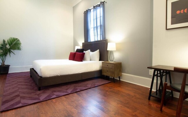 Impressive 3br/2.5ba in Historic Treme by Domio