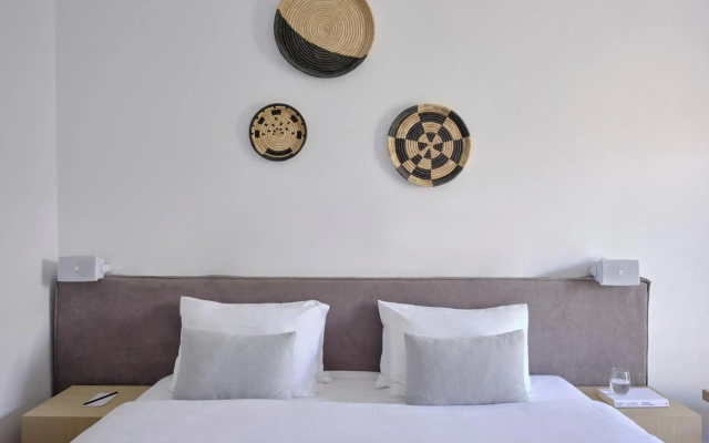 Kosmoplaz Beach Hotel