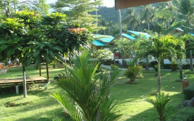 Green Cottage Beach Resort