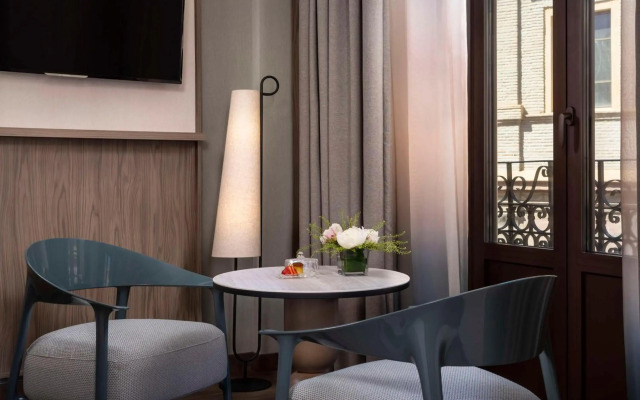 NH Collection Granada Victoria Hotel