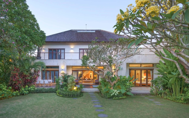 Villa Kaira