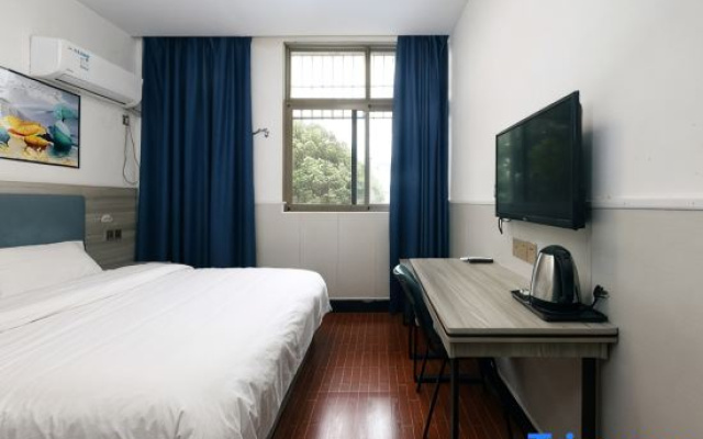 Nanchang Xianghe Hotel (Electric Power Vocational College)