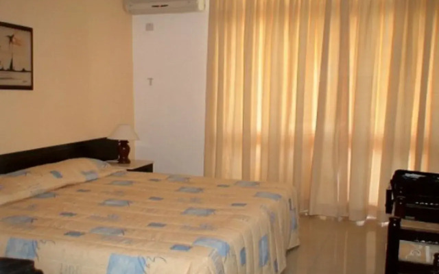 Kenya Bay Beach Hotel