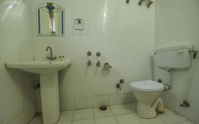 Oyo 12825 Omkara Homestay