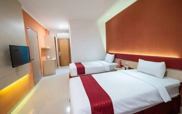 The Cherry Homes Hotel and Residence