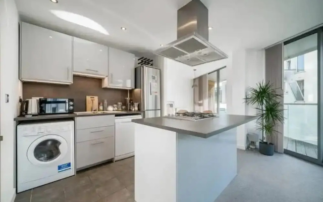 JOIVY Delightful 1BR flat w/ balcony