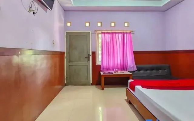 RedDoorz near Kopeng Salatiga