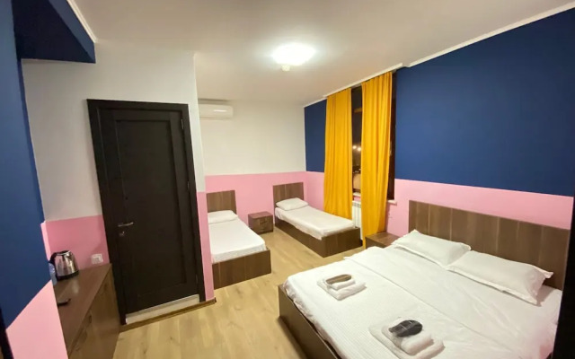 Rostivan Hotel Ve Hostel
