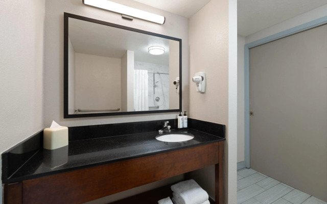 Wyndham Garden Newark/Fremont Silicon Valley