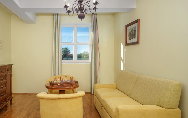 Vrata Krke Hotel