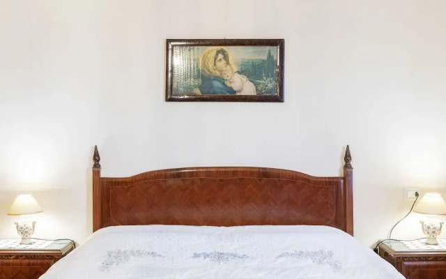 Spacious Apartment in Subbiano With Garden