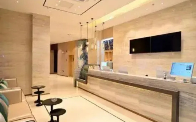 City Comfort Inn