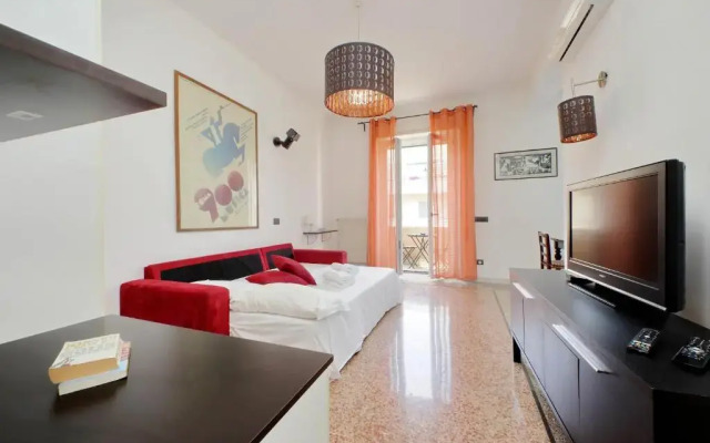 Silvanos Home In Rome