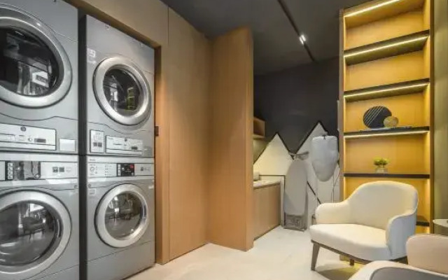 Atour Hotel Jiangyin Zhongyi Street Ba Bai Ban
