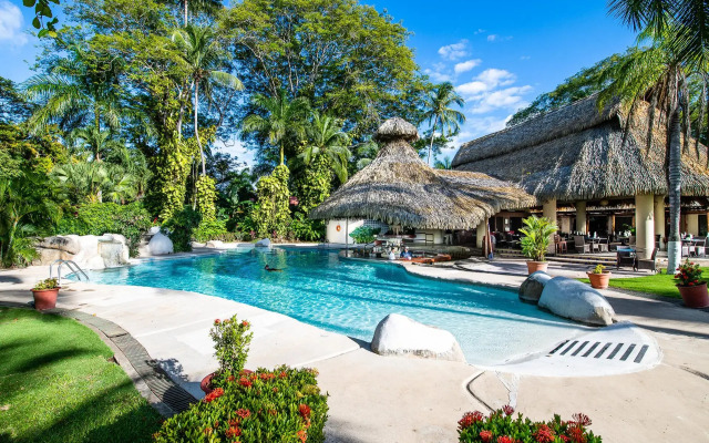 Bahia del Sol Beach Front Boutique Hotel