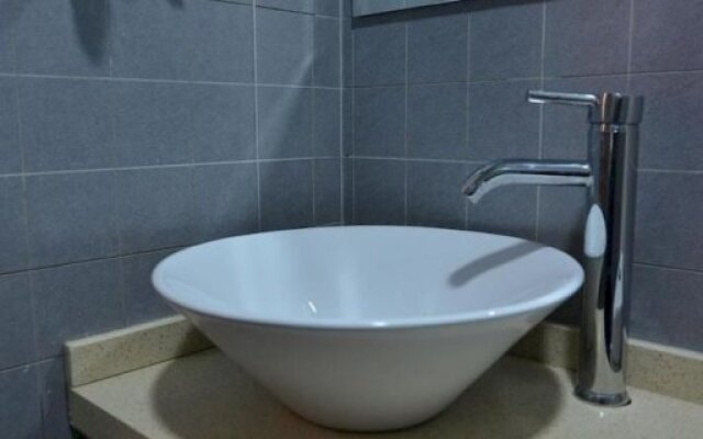 City 118 Hotel