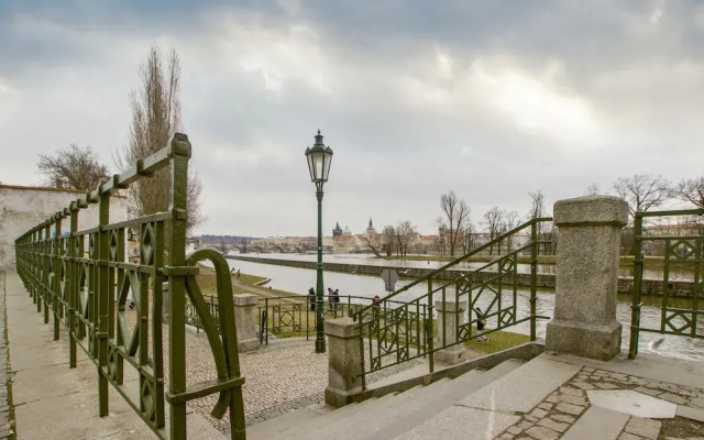 Prague Kampa APTs by Michal&Friends