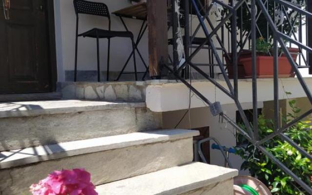 Varousi.Traditional house in old town of Trikala 1